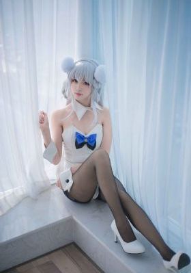 年轻的秘书3在线观看