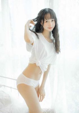 重磅福利国模于子涵与摄影师